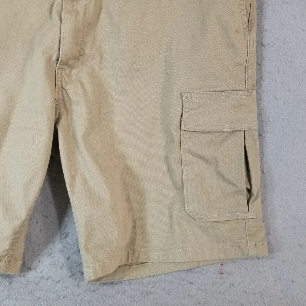 Levi's signature cargo hiking shorts men's 40 x 10 beige Flex stretch outdoor